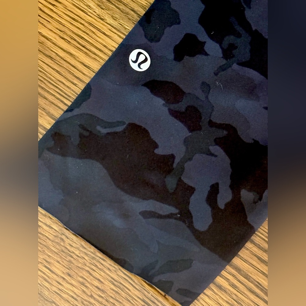 Lululemon Fast and Free Crop II 19” – Incognito Camo, Size 6, Nulux Fabric